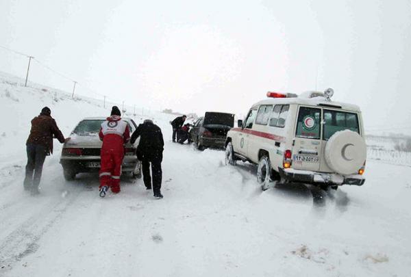 تصادف زنجیره ای در محور تاکستان - ابهر ، شب گذشته 3 کشته و 54 مصدوم برجای گذاشت