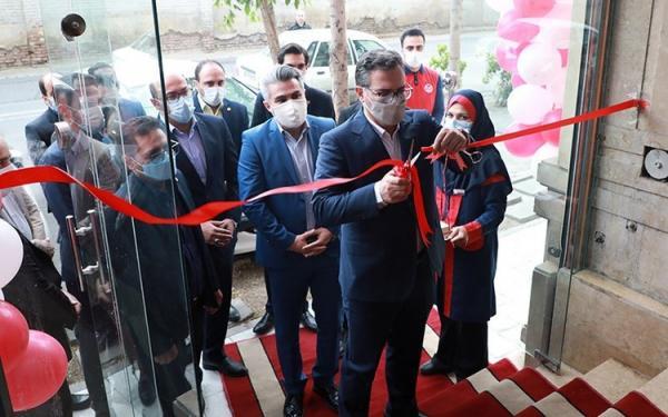افتتاح نخستین شعبه فروشگاه تمام اینترنتی (دارک استور) افق افتتاح نخستین شعبه فروشگاه تمام اینترنتی (دارک استور) افق کوروش
