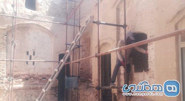 شروع فاز جدید مرمت خانه تاریخی سوخکیان داراب آغاز فاز تازه بازسازی خانه تاریخی سوخکیان داراب