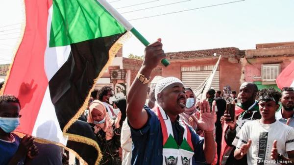 تظاهرات در سودان؛ پایان قدرت نظامیان، خواست سودانی ها تظاهرات در سودان؛ انتها قدرت نظامیان، خواست سودانی ها