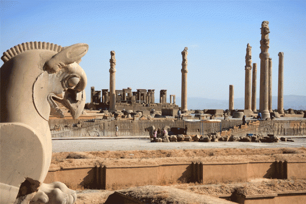 ابنیه تاریخی، بزرگترین مزیت برای گردشگری کشور ابنیه تاریخی، بزرگترین مزیت برای گردشگری کشور