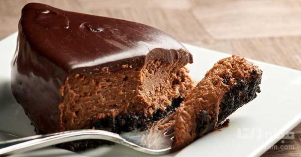 چیز کیک شکلاتی یخچالی چیز کیک شکلاتی یخچالی