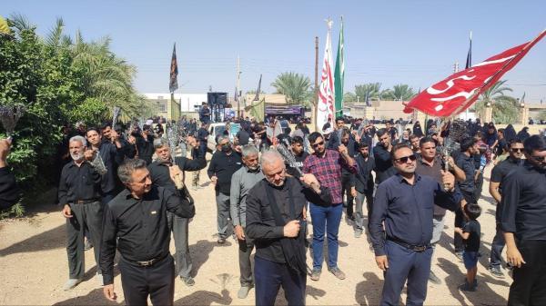 رخت سیاه عزای امام رضا (ع) بر تن مردمان خراسان جنوبی رخت سیاه عزای امام رضا (ع) بر تن مردمان خراسان جنوبی