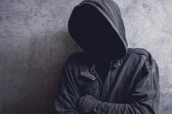 5 راهکار برای غلبه بر احساس پوچی و بی ارزشی 5 راه چاره برای غلبه بر احساس پوچی و بی ارزشی