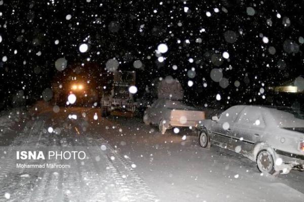 بارش یک متری برف در محورهای کوهستانی گیلان